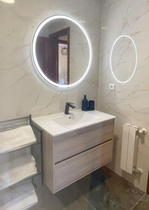 El Apartamento De Adriana En Torrelavega. المظهر الخارجي الصورة